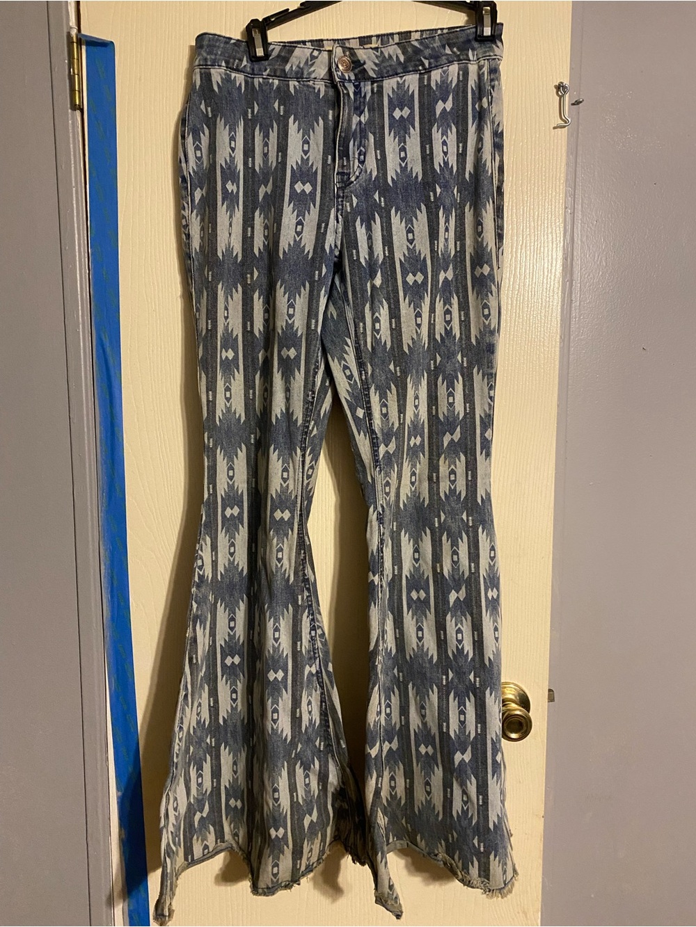 Rock & Roll Cowgirl Blue Aztec Flare Jeans